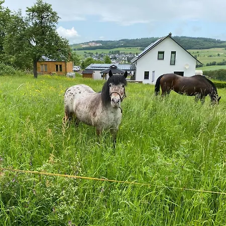 Schmidnickels Hof * Schwarzerden